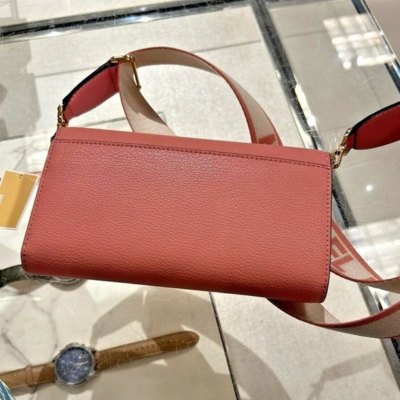 "Michael Kors Primrose Charm: Zip Around Crossbody Elegance" - Picture 4 of 7